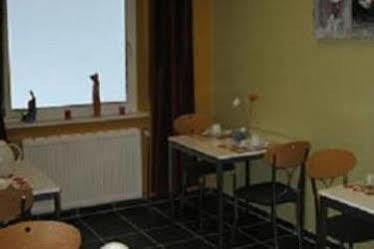 Messe Motel Laatzen Екстериор снимка